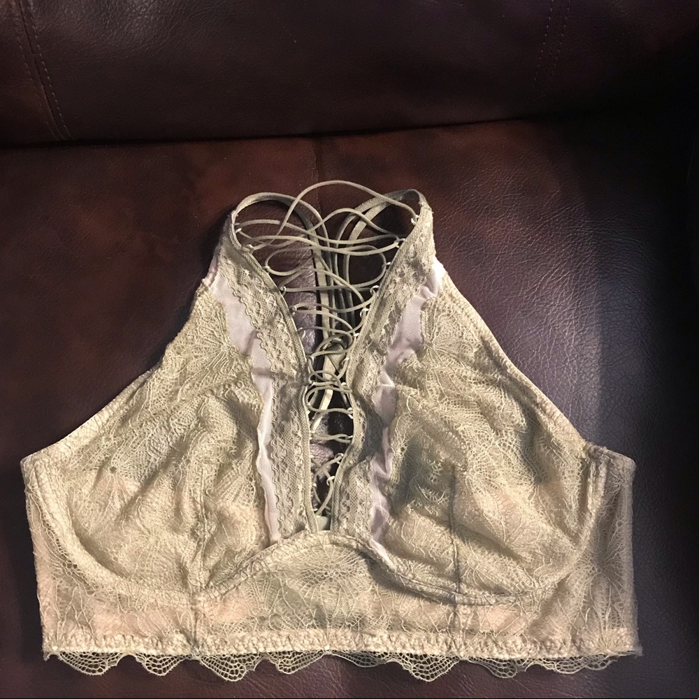 Victoria’s Secret laceup Halter Bralette Sz Large